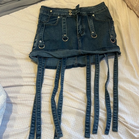 Denim skirt - Picture 1 of 4